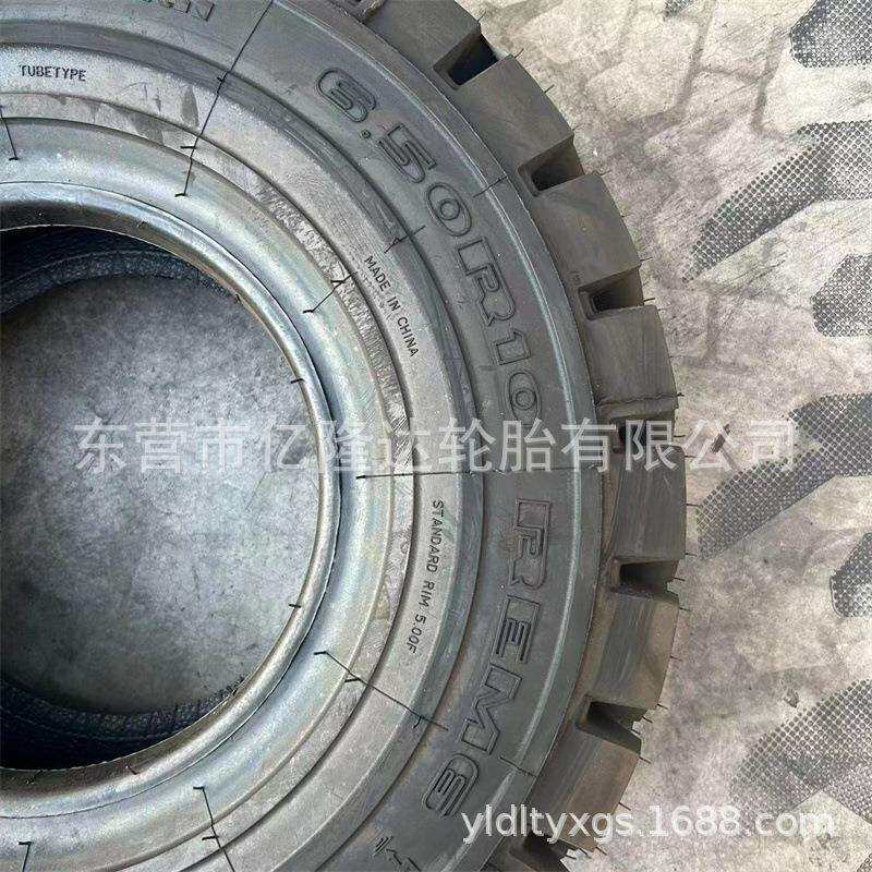 【双钱】重型平板车机场牵引车港口机械及井下矿用车225/65R15轮