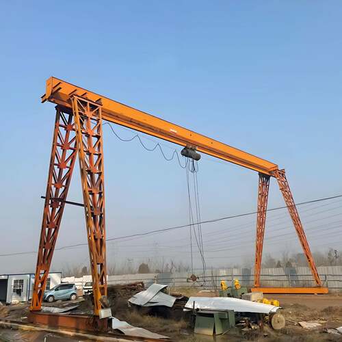 龙门吊10吨门式起重机操作简运行平稳车间料场用上包下花龙门吊