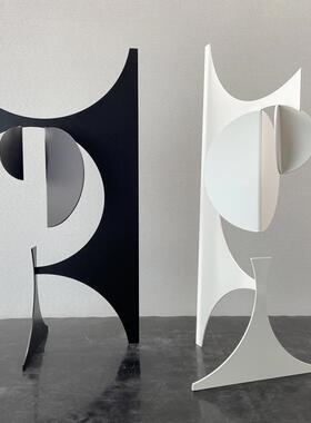 现代简约黑色金属几何摆件创意艺术摆件客厅样板房售楼处软装饰品