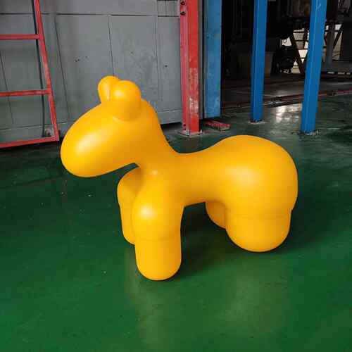 黄色塑料小马带轮玩具家私摆件塑胶小马pe可带音乐多功能儿童玩具
