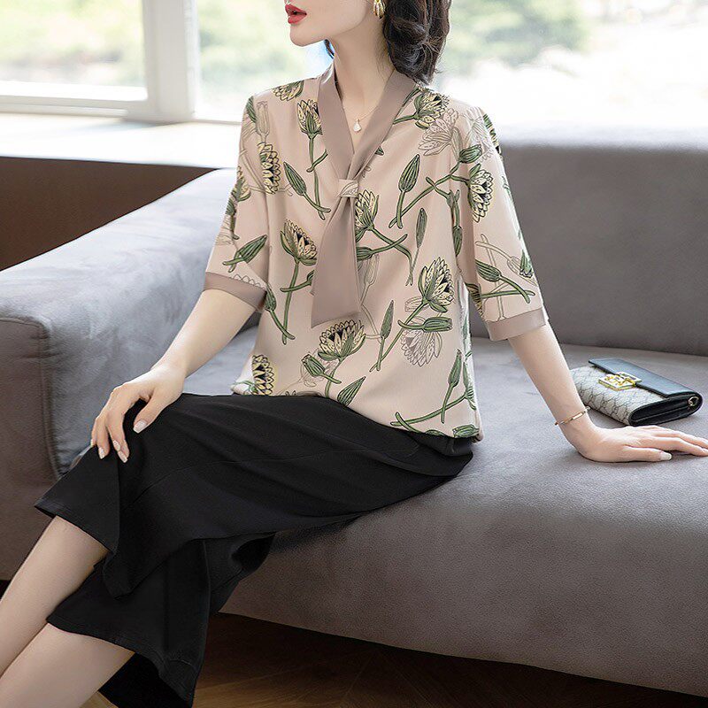 2026新款中年妈妈时尚短袖套装中老年40岁女洋气质上衣服雪纺夏装