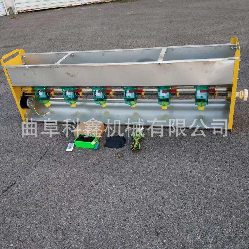 家用48V小型电动施肥机科鑫农用三轮车挂钩式新款遥控撒肥料机