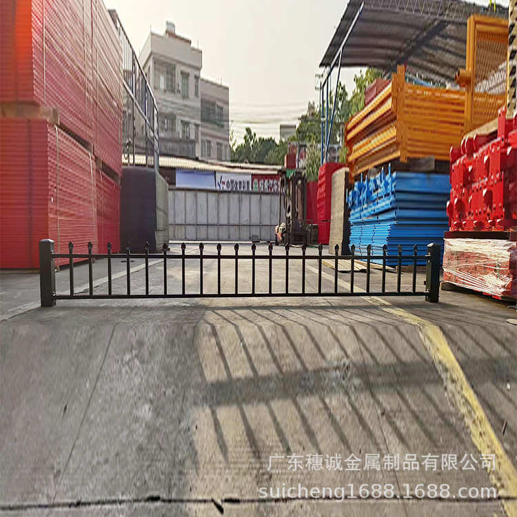 现货小区围墙锌钢护栏庭院厂区铁艺围墙栅栏农村户外防护篱笆栏