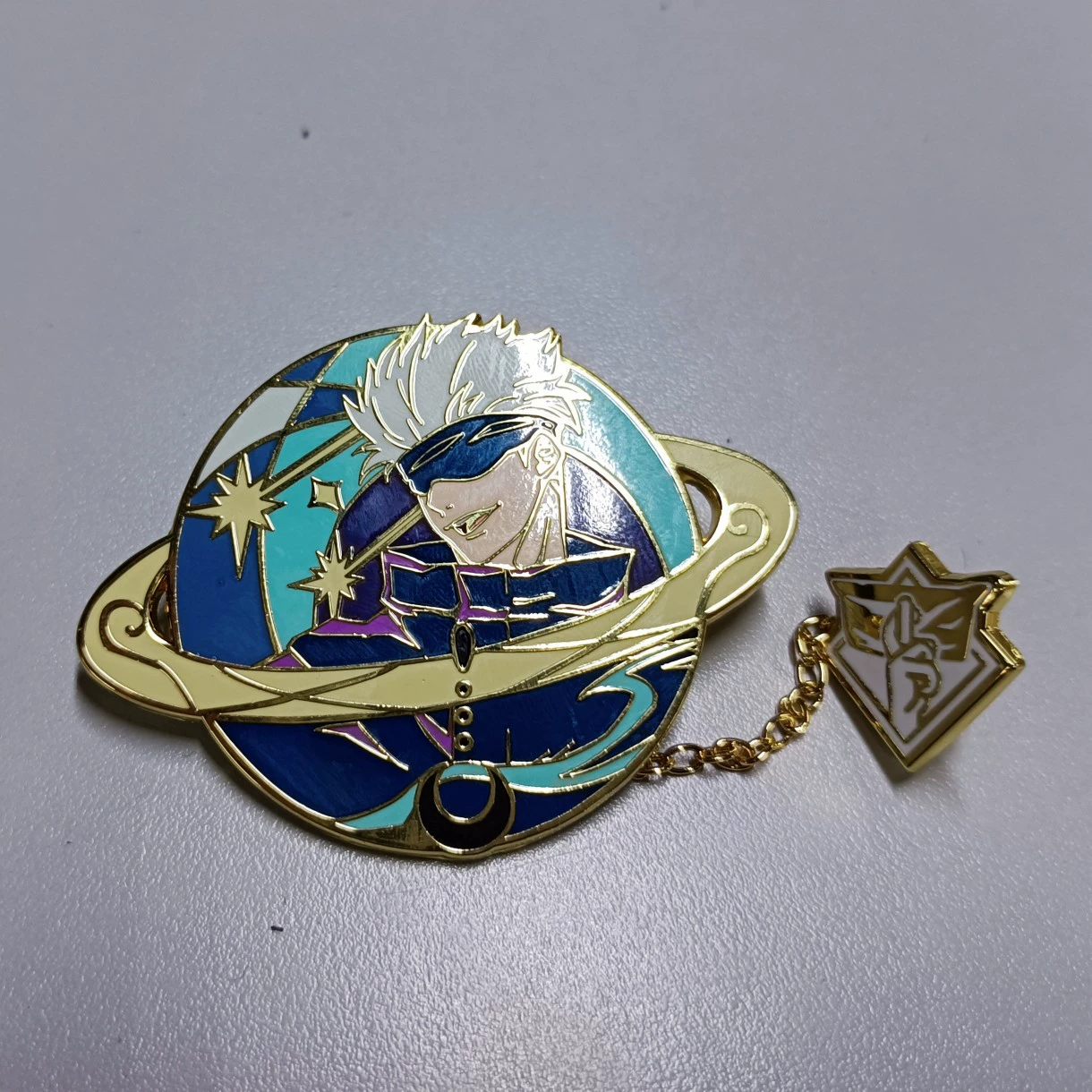 COSJK Anime Jujutsu Kaisen Gojo Satoru Metal Chain Badge Button Brooch Pins Collection Fashion Medal Pendant Souvenir Toy Cosplay Gift -Zentai shop online O1CN01dy0uCE1snwbf1obn5 !!0 rate.jpg