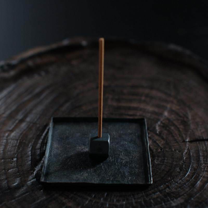 东际手作捶打铁制香盘线香插香炉底座鎏铜托盘茶道茶盘杯托茶具