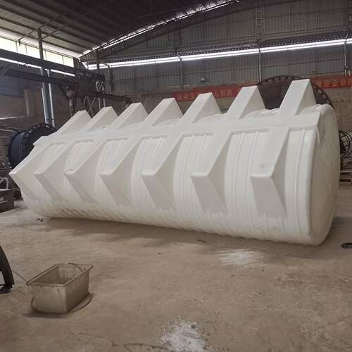 百色20吨卧式塑料水箱水塔,15吨长方形塑料水箱,10吨四方运输罐