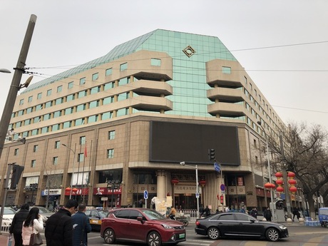 世纪大厦3层75处房产