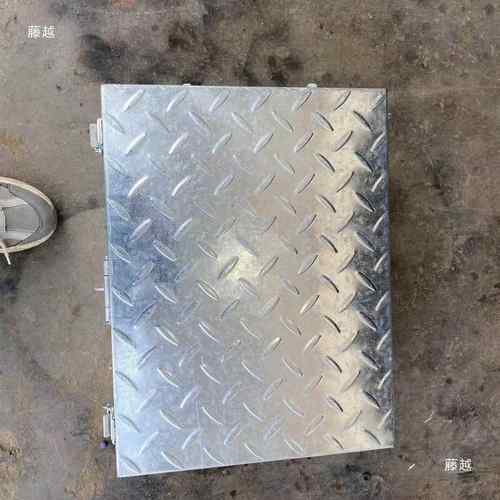 铁工箱镀锌防锈叉车拖机拉周转箱修花纹板RT397451具可坐机加厚