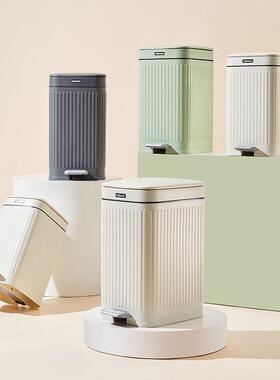轻奢典古欧式垃圾桶家踏用高级ILP感带盖脚方形条垃纹办公室客厅