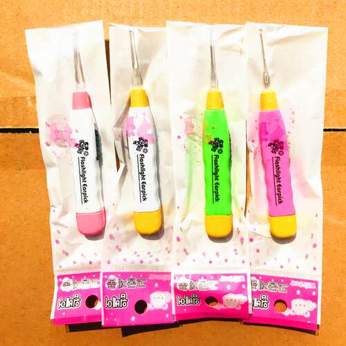 Colorful Pouch Packaged Glowing Ear Pick, Wholesale Ear Pick