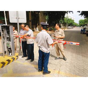 蓝卡道闸杆金色椭圆带灯胶条杆停车场道闸栅栏杆小区升降杆