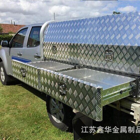 加长标准欧州版皮卡车后备箱花纹铝合金工具箱/储物箱 - 实物图