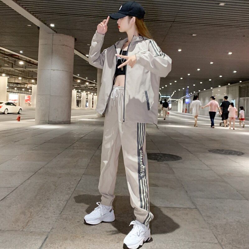 时尚品牌女性休闲运动套装2025春季新韩式大码时尚宽松羊毛衬里加