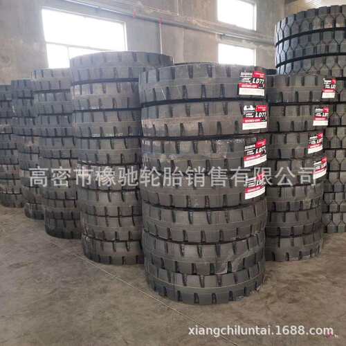 坚实1200/12.00R20-20 轮胎钢丝胎/矿山拉石方/泥石车
