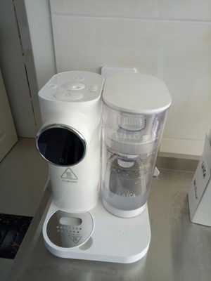 打听下laica莱卡和美的净水器哪个好，说说laica莱卡直饮一体机好不好？