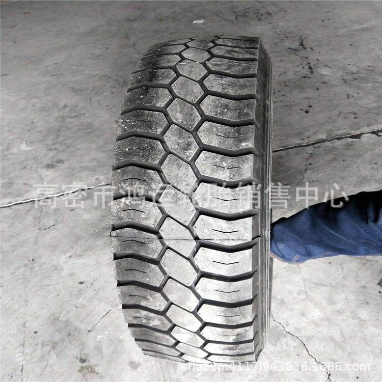 现货供应 9.00R16小型卡车小货车轻卡全钢丝轮胎900r16