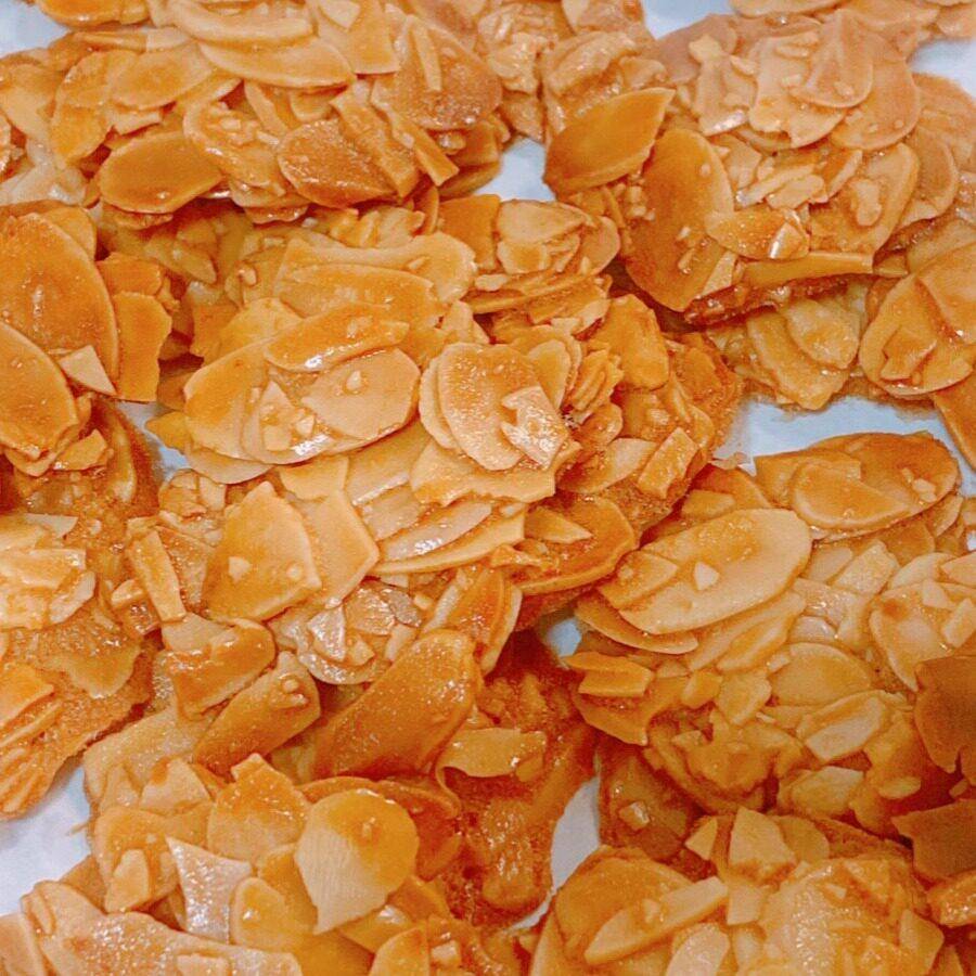 晨妈手作烘焙网红杏仁薄脆瓦片零食夹心办公室低糖杏仁酥饼干