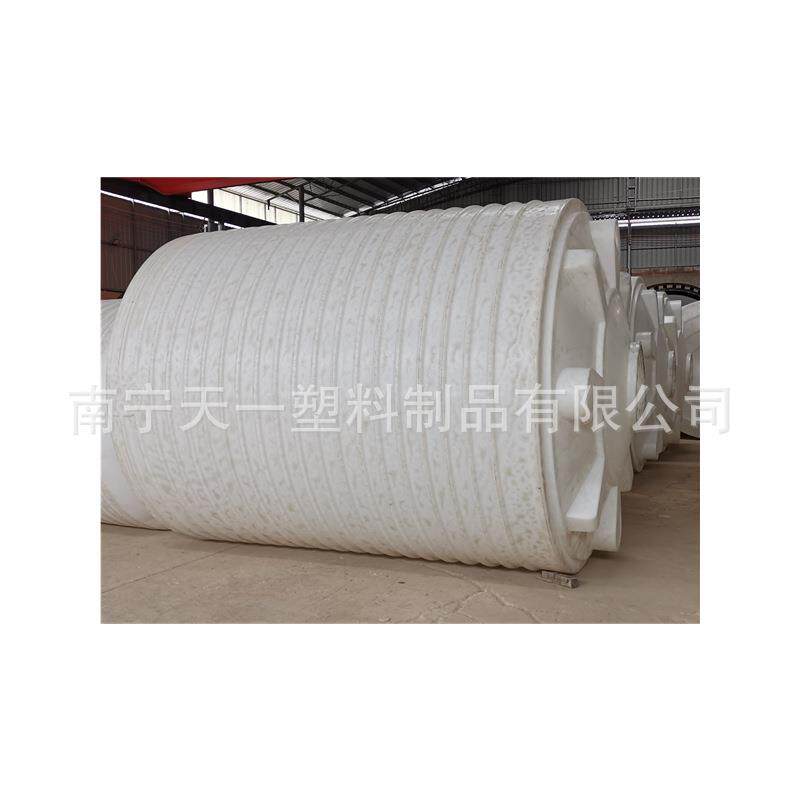 广西20吨塑料滚塑水箱10水塔15PE储罐30塑胶容器厂