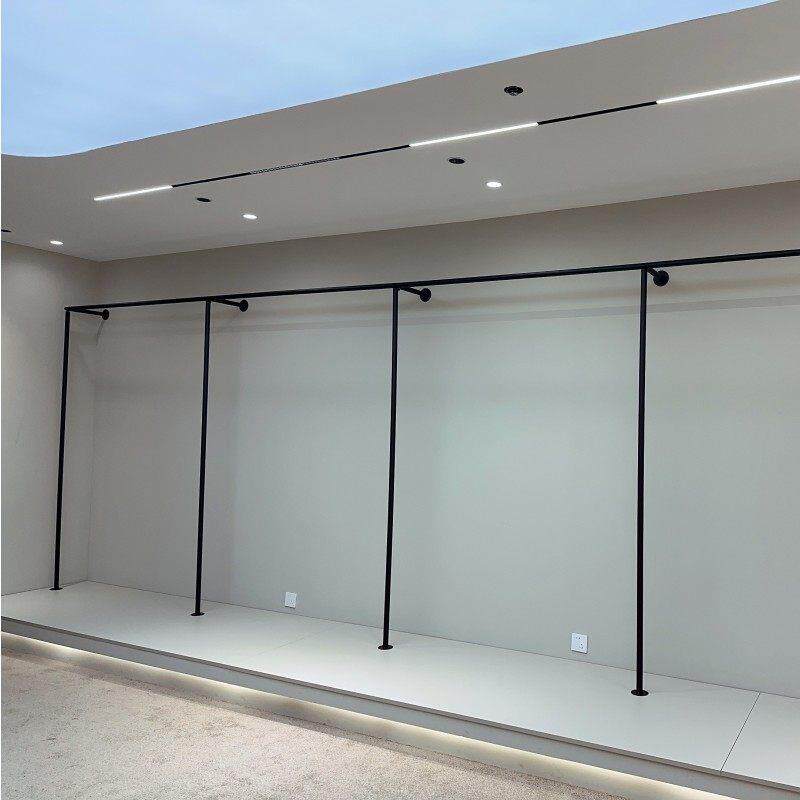 铁艺婚纱店展示架服装店上墙挂衣杆照相馆礼服秀禾服专用货架定制