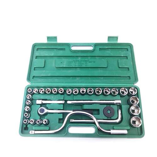 32件套筒扳手汽车维修套筒组套工具随车工具