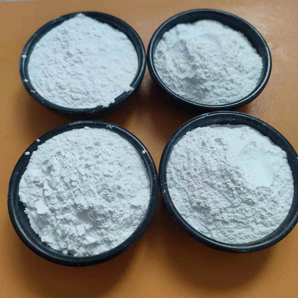 膨润土消失模涂料纳级膨润土蒙脱土白色活性白土钙基膨润土厂家
