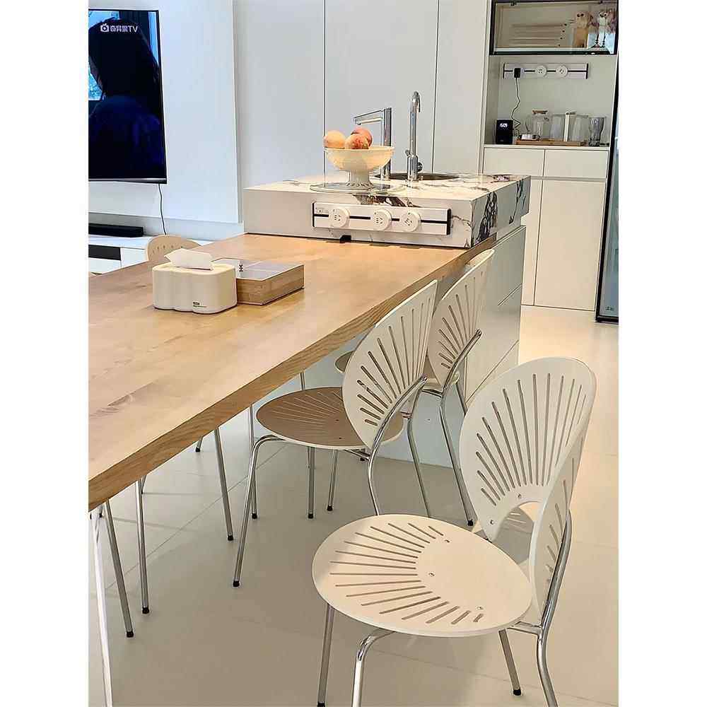 北欧实木贝壳椅奶油风餐桌椅设计师轻奢白色餐椅法式中古家用椅子