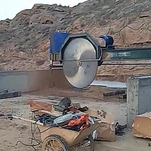 高猛型桥君石机端梁圆盘锯砂岩切割设式 备石材锯片尝BOP机锯械