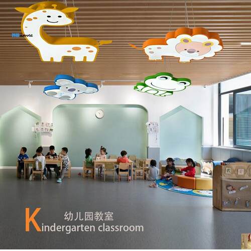新款直销简约现代儿童房吊灯创意长颈鹿动物灯幼儿园教室商超游乐