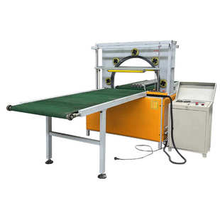 缠绕钢材装 机全自动包膜缠绕打通道打铝型材包机水平包机钢管式