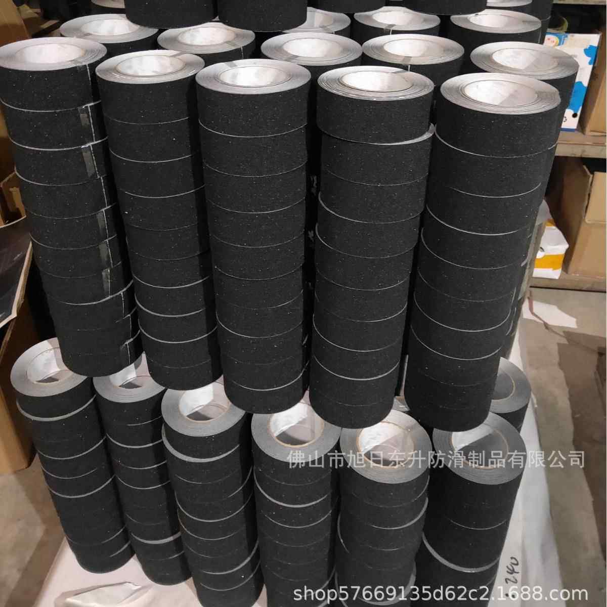 PVC黑色防滑砂贴PET磨砂胶带铝箔楼梯合成纸止滑胶带工业专用防滑