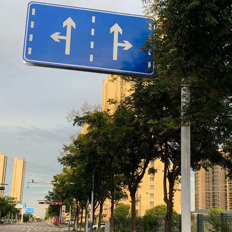 厂价订 做单悬臂标志杆交通标志牌 路牌标识定 做 高速公路指示牌