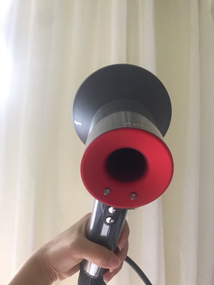 戴森吹风机HD03怎么样？这么大牌子质量差应该不可能吧!