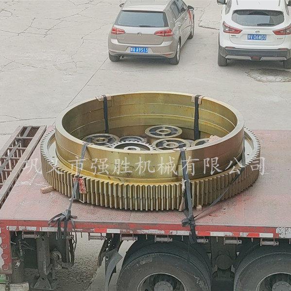 耐火材料烘干机大小齿轮 金属件清洗线设备 轴承座 托辊配件