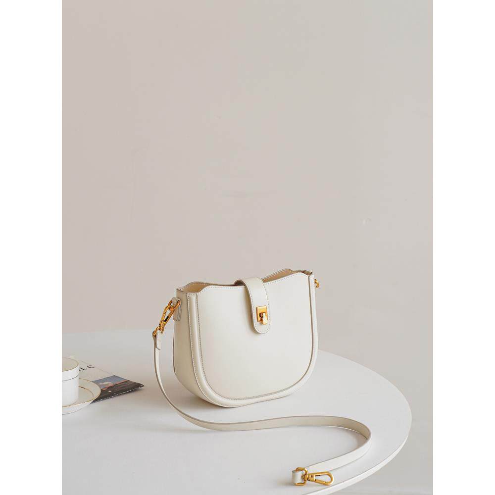 小众轻奢包包女2025新款高级感复古半圆马鞍包百搭单肩斜挎腋下包