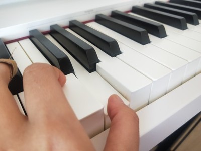 Roland罗兰电钢琴FP30怎么样用后一周极度失望了是吗?