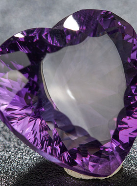 亏本捡漏价 22.3克拉心形紫晶刻面裸石火彩好 支持私人定制