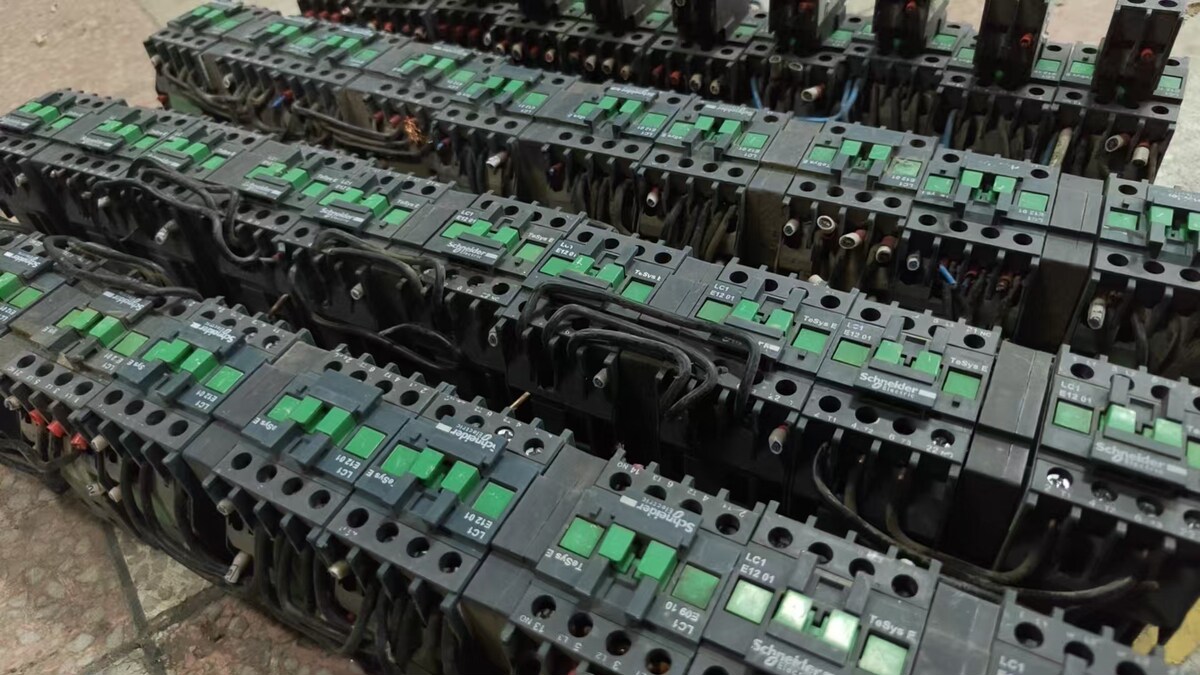 5月16日北京【京械7463】单位淘汰报废处置接触器一批40只（具体以实物为准，非专业人士谨慎竞拍）网络拍卖公告