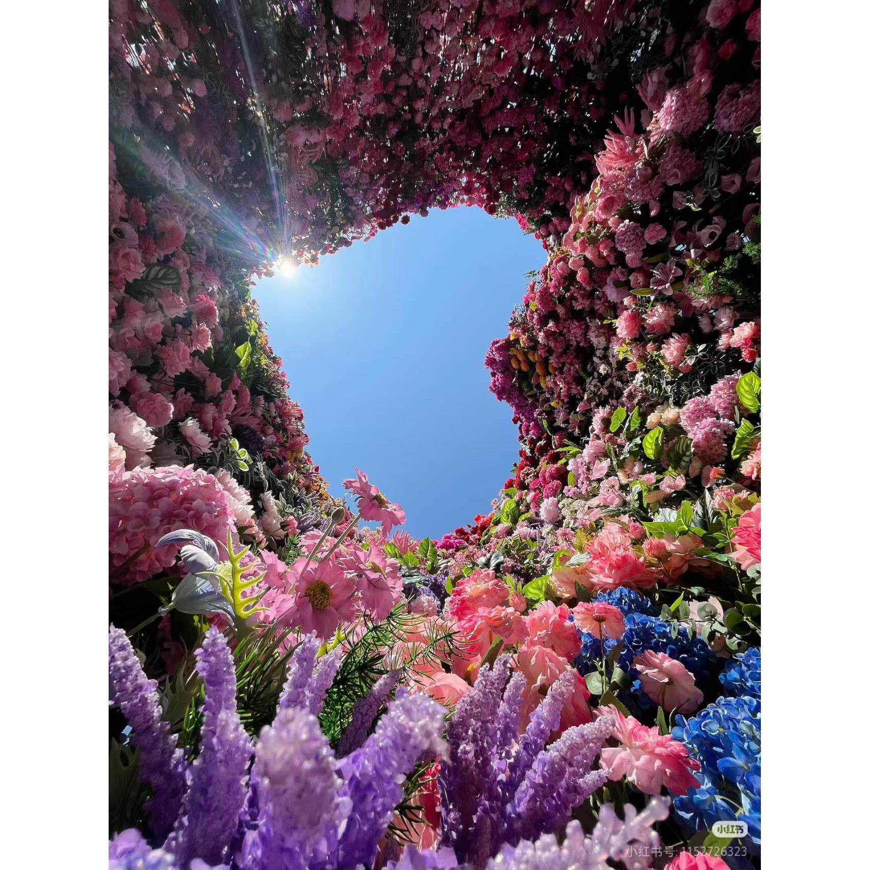 网红莫奈花园巨型爱心花筒瀑布定制大型花筒彷真花束风景区造景美