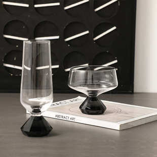 创意现代极简黑色水晶玻璃酒杯样板房餐厅吧台酒柜高级感摆台摆件