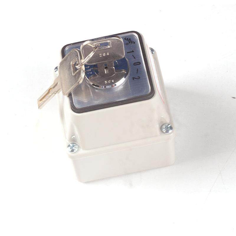 长信转换开关 LW26-20 B/1S4 20 自复式带钥匙 电源开关 1节
