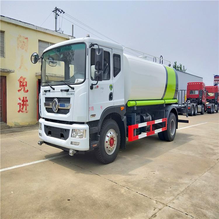 国六东风多利卡D915吨洒水车可上北京牌照玉柴200马力发动机