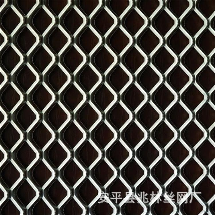 （钢板网厂家）生产定制拉伸菱形镀锌钢板网不锈钢重型钢图片