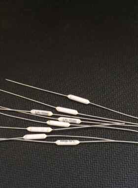 温度保险丝2A3A5A250V130度电阻式温度保险热熔断器白色陶瓷管Y50