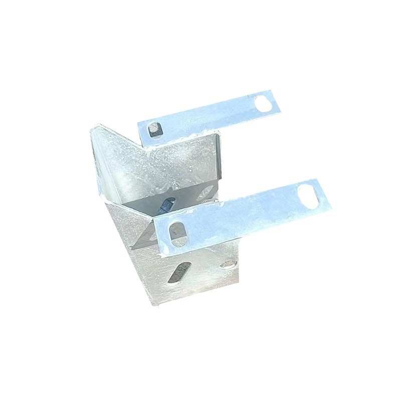 高速公路三波防阻块飞机翅热镀锌喷塑双重防腐国道省道护栏配件