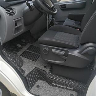 大通V80依维柯得意欧胜宝迪前排3座双层脚垫专用大包围汽车地胶垫