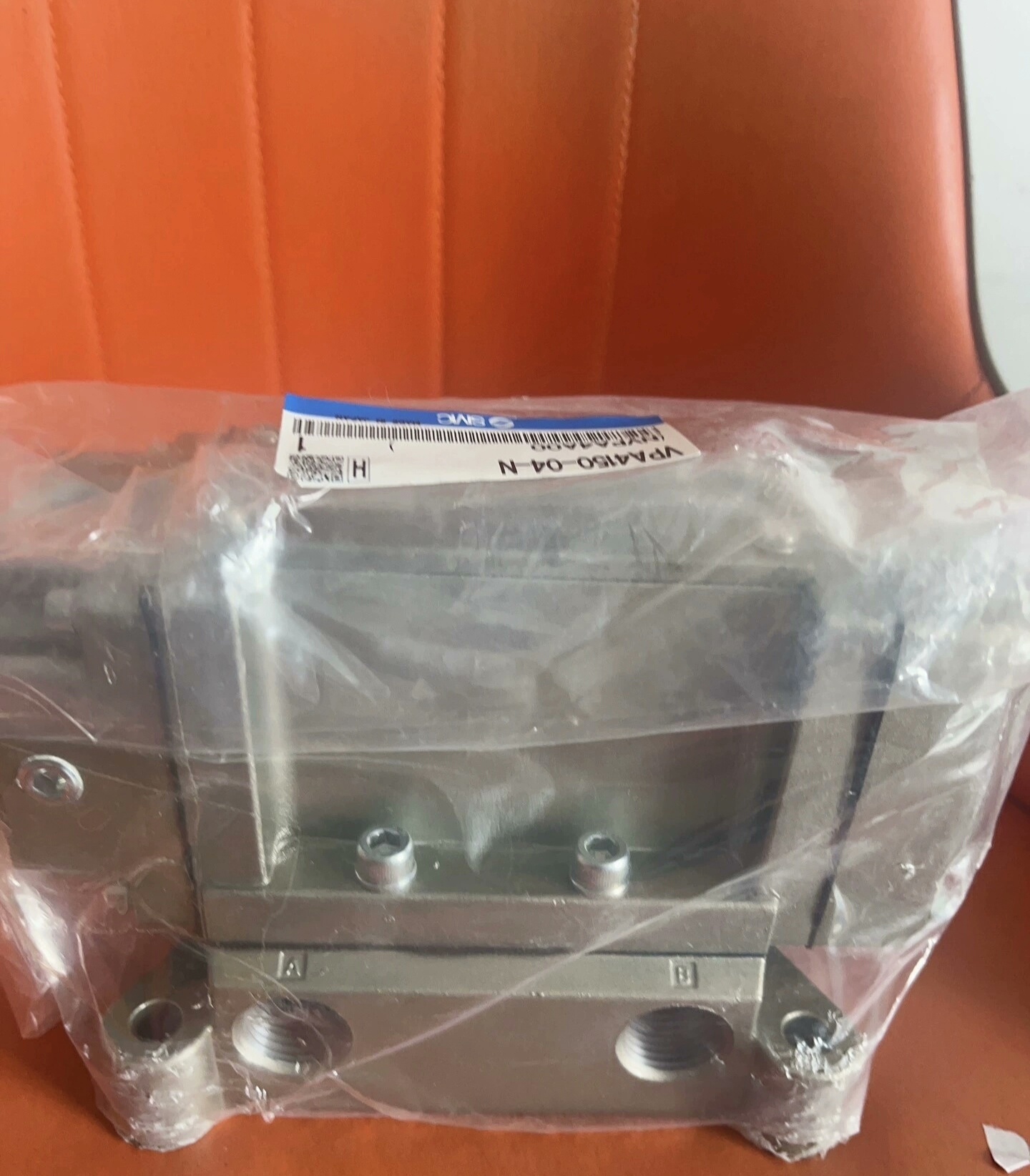 原装正品SMC，VPA4150-04-N，全新现货2个