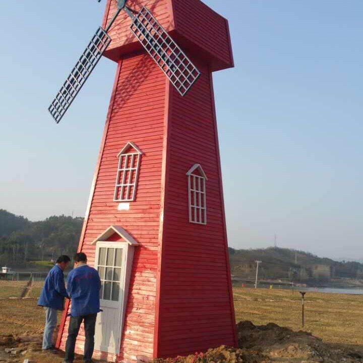 景区公园旋转大风车户外摄影基地拍照道具大型防腐木花园造景摆件