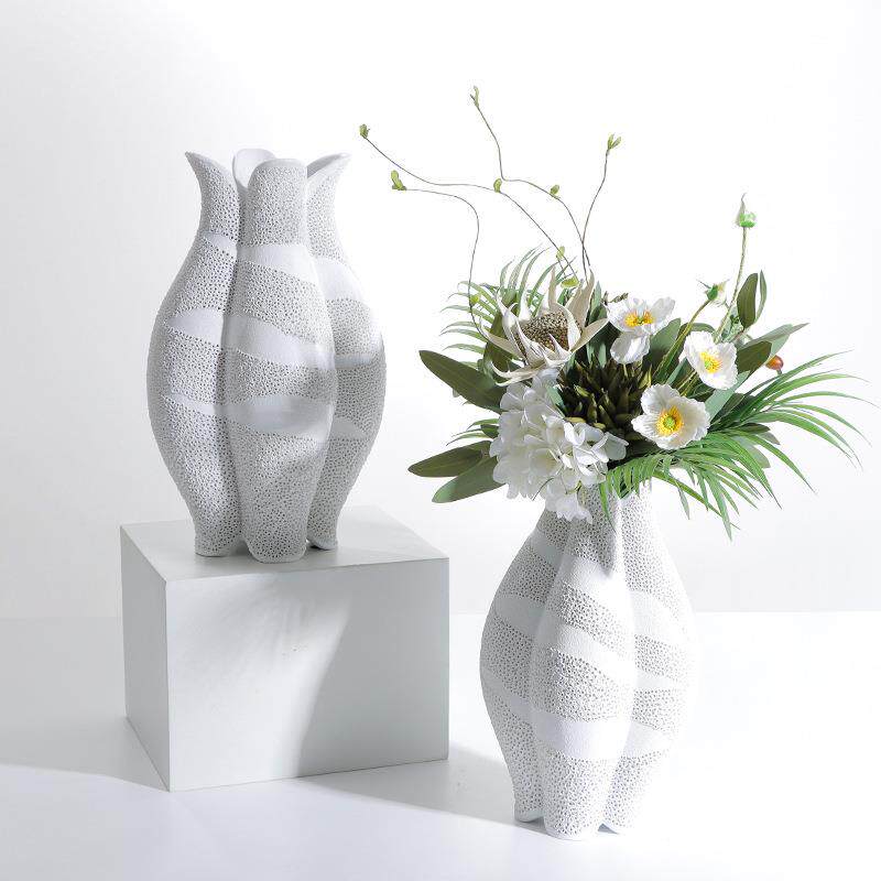简约现代白色树脂花瓶创意艺术插干花花器桌面餐桌办公室酒柜摆件
