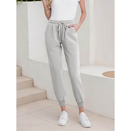 Red Marine Chic Pants: Your Perfect Companion for Any
