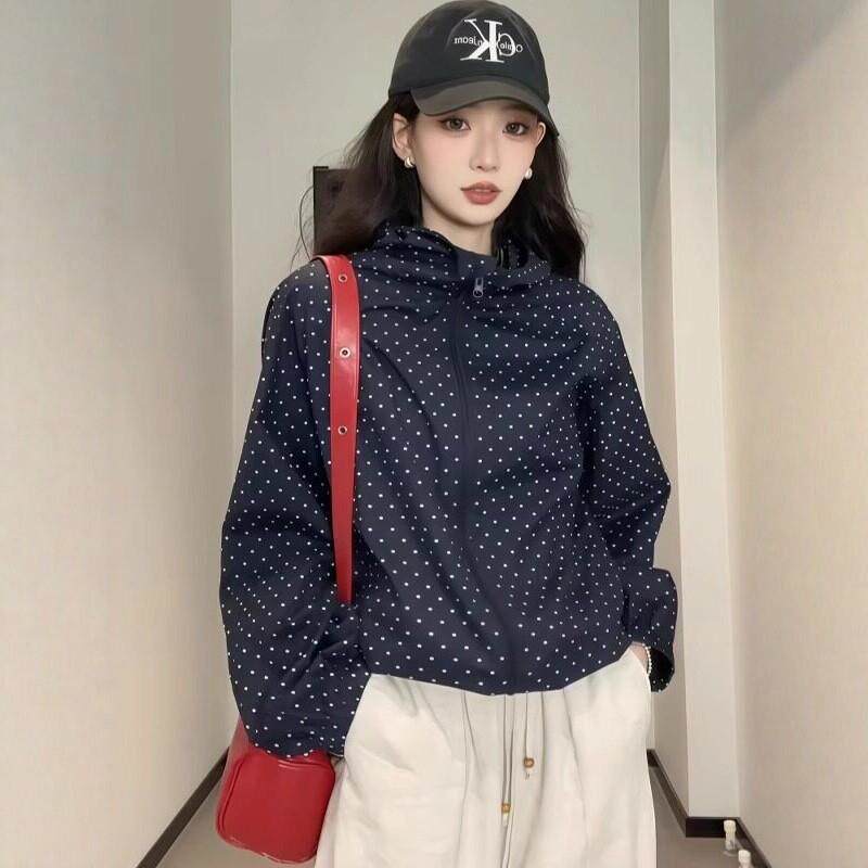 波点连帽冲锋衣防晒外套女2026新款爆款春夏薄款宽松休闲开衫上衣